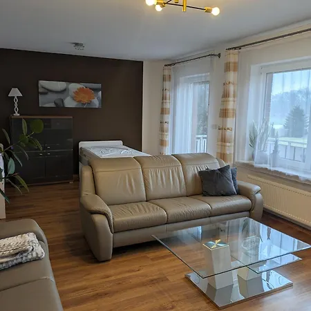 Schoene, Grosse Mit 3 Betten